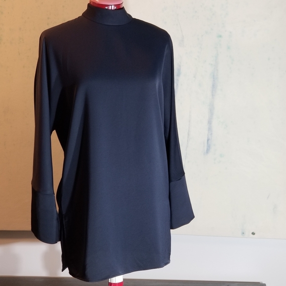 Tunic - Picture 1 of 8